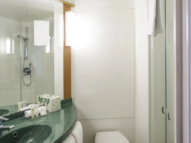 غرفة بسرير كوين، IBIS SYDNEY THORNLEIGH 6/7