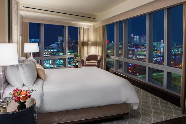 جناح بسرير كينج بغرفة نوم واحدة، INTERCONTINENTAL BOSTON 1/4