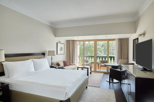 Deluxe, King Bed, Balcony, Marriott Mena House Cairo 1/3