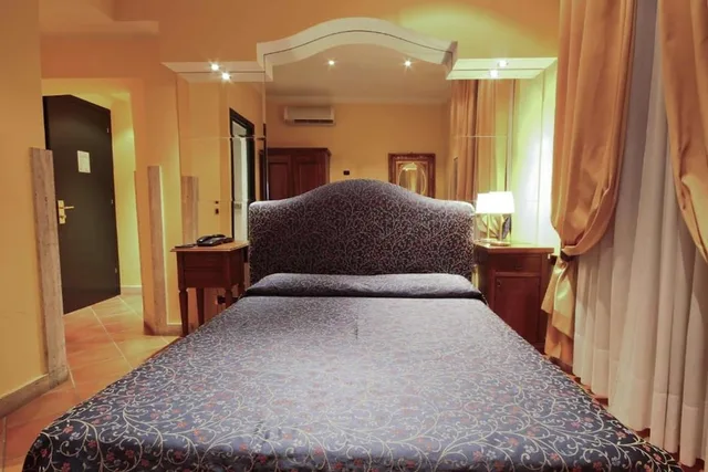 غرفة بسرير مزدوج أو سريرين منفصلين، Hotel Canova 6/9