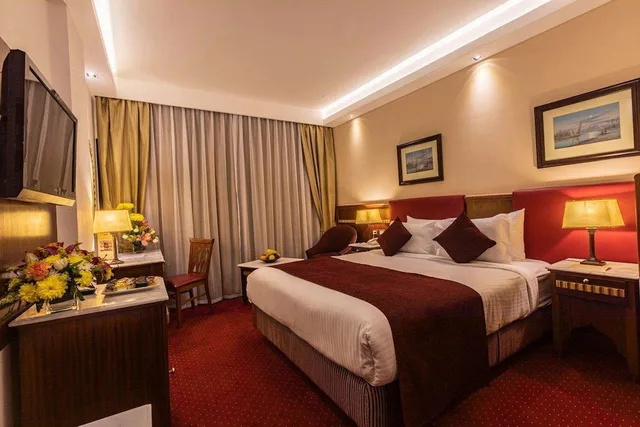 Superior, Twin Beds, Lateral Side Nile View، Flamenco Hotel Cairo 1/9