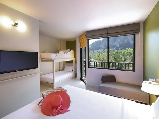 غرفة عائلية بسرير مزدوج وسريرين منفصلين، IBIS STYLES KRABI AO NANG 3/10
