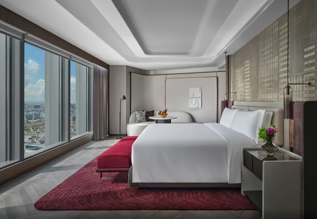 جناح جونيور بسرير كينج بمنطقة جلوس، InterContinental Shenzhen WECC 1/2