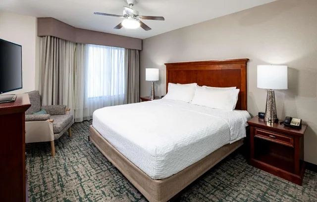 1 Bedroom, Suite, King Bed, Peloton، Homewood Suites By Hilton Jacksonville-South/St. Johns Ctr. 1/2