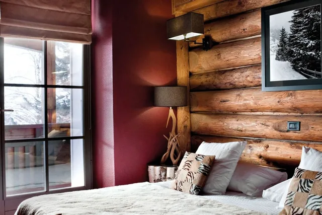 جناح بريستيج بسرير كوين مع أريكة، Lodge Park 3/10
