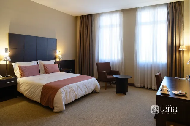 جناح جونيور بسرير كينج، TANA Hotel 1/2
