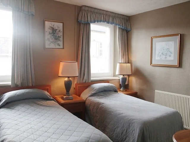 غرفة قياسية بسريرين منفصلين، Kings Head Hotel 1/2