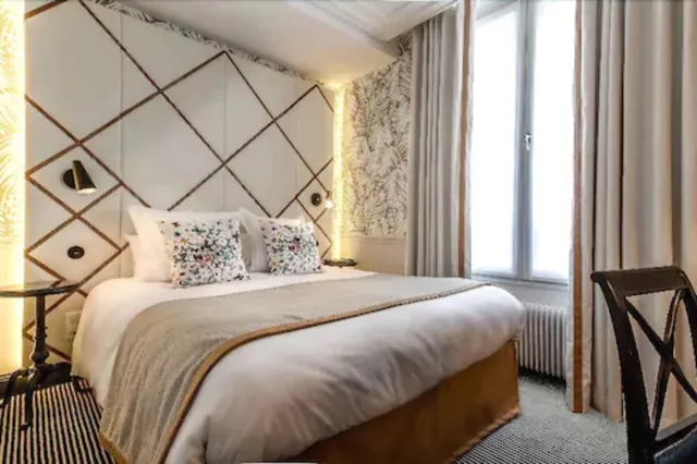 Adjoining, Queen and Twin Beds، Hotel Jardin Le Brea 2/6