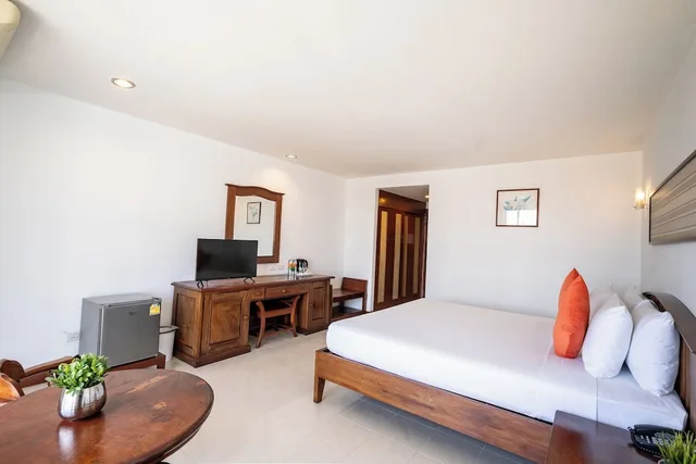 غرفة سوبيريور بسرير مزدوج بإطلالة على المدينة، JP Villa Pattaya 7/10