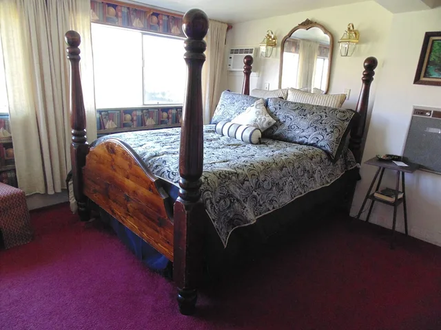 yellowstone, Plantation Bed & Breakfast 3/3