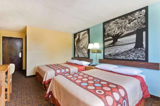 غرفة بسريرين مزدوجين، Super 8 By Wyndham Lexington Park/California Area 5/7