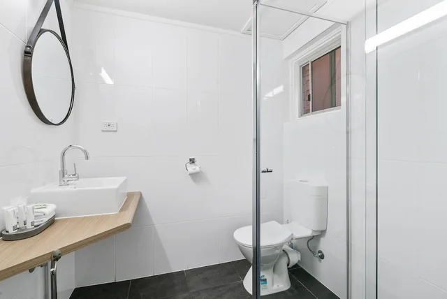 Deluxe, King Bed, Comfort Inn Commodore Albury 6/6