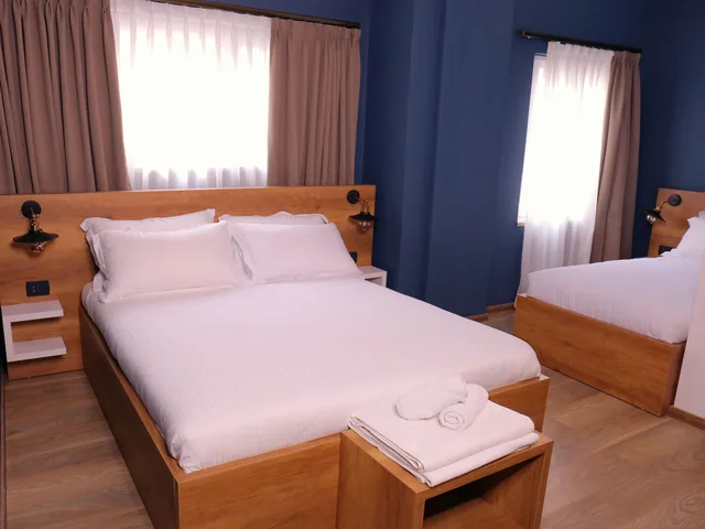 غرفة ثلاثية بسرير كوين وسرير فردي، Hotel Oda 3/10