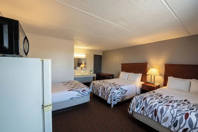 3 Full Beds Non-Smoking، 8 Inn Americus Near Albany I 75 2/10