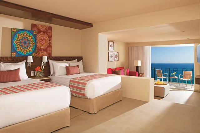 غرفة جونيور بسرير مزدوج بإطلالة على البحر، Sunscape Puerto Vallarta Resort Spa 1/3