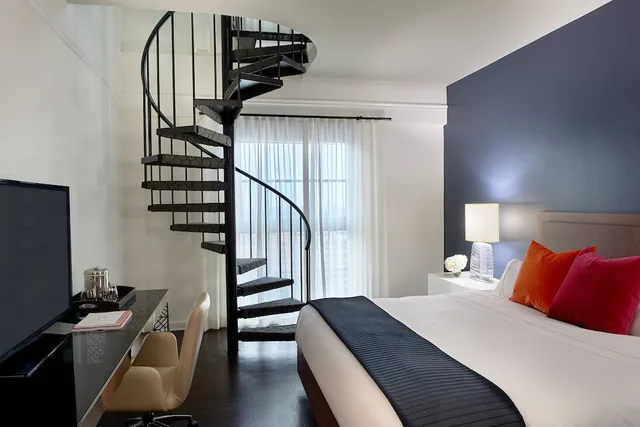 1 Bedroom, Loft, Family, Double Bed, City View, Hotel Colonnade Coral Gables Autograph Collection 1/2