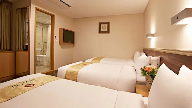 غرفة ثلاثية بثلاثة أسرّة، Hotel Skypark Myeongdong I 5/8