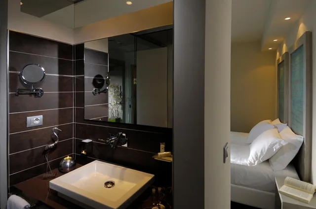 Superior, Double Bed, City Side, Balcony, Pool Access، Yes Hotel Touring & Spa 4/10