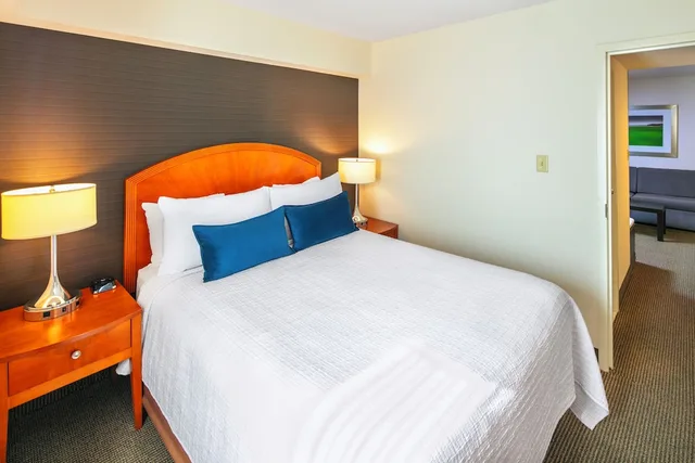 جناح جونيور، CAMBRIDGE SUITES HALIFAX HOTEL 4/6