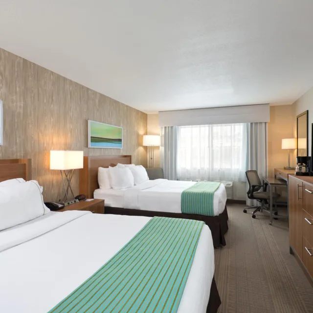 غرفة بسريرين كوين بشرفة، Holiday Inn Express And Suites Fraser Winter Park Area Formerly the Pinnacle Lodge 1/7