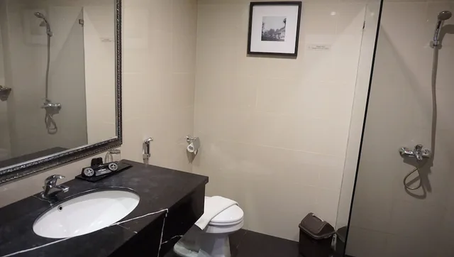 غرفة ديلوكس بسريرين منفصلين بشرفة، Mirah Hotel 9/10