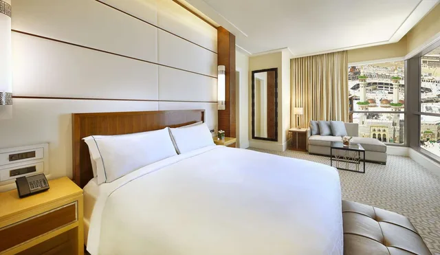 Premier, Suite, Partial Kaaba View, Lounge Access، فندق كونراد مكة(Conrad Jabal Omar Makkah) 1/6