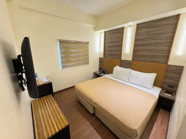 غرفة أساسية بسريرين منفصلين، Kabayan Hotel Pasay 1/8