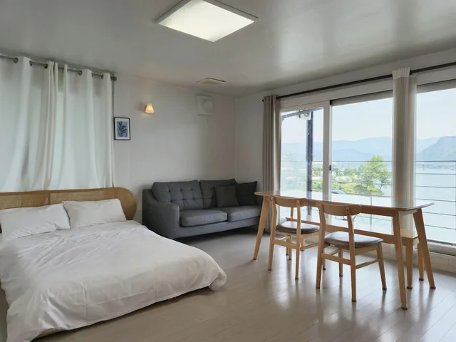 دوبلكس بسريرين مزدوجين، Interlaken Pension In Gapyeong 4/10