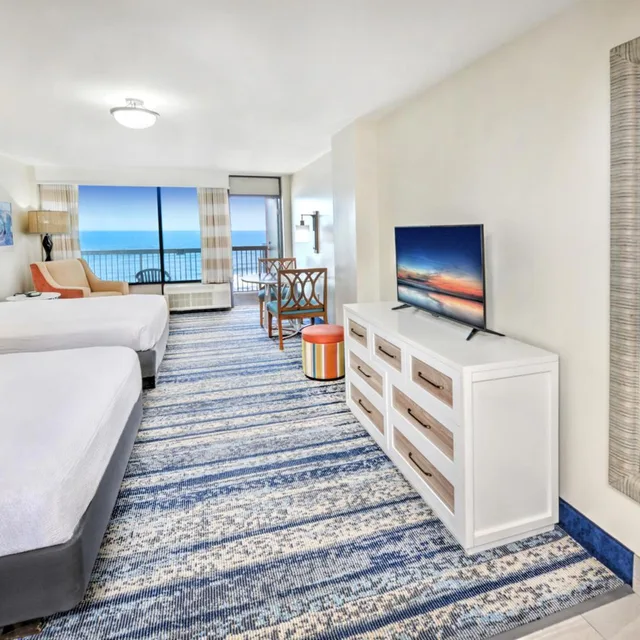 Room, 2 Queen Beds, Ocean Front, Kitchen، Bahama House 3/4