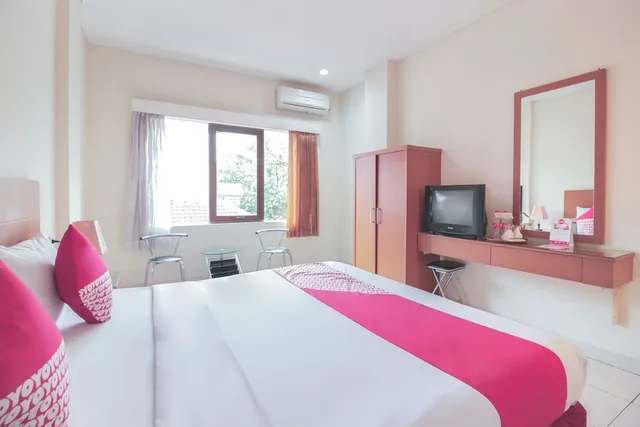 غرفة ديلوكس بسرير مزدوج، Oyo Flagship 1511 Galaxy Inn 1/5