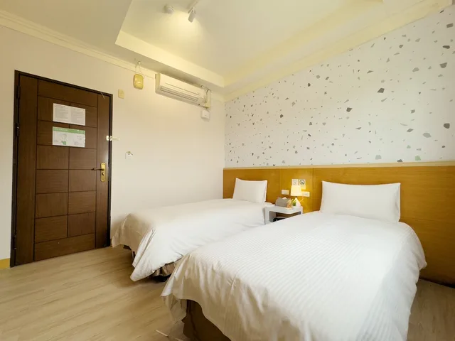 غرفة سوبيريور بسريرين منفصلين، Together Hotel - Hualien Zhongshan 1/3