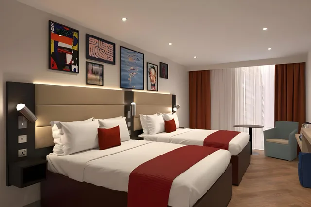 Deluxe, Triple, 2 Double Beds, Maldron Hotel Finsbury Park 1/2