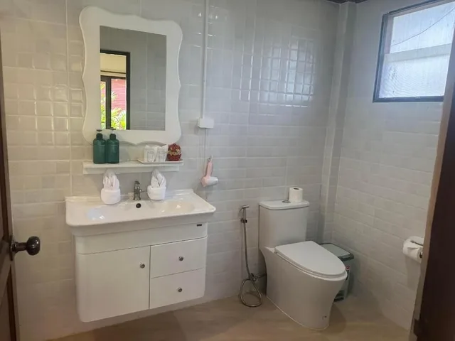 بنغل بسرير كوين بإطلالة جزئية على البحر، Chaweng Bliss Bungalow 7/7