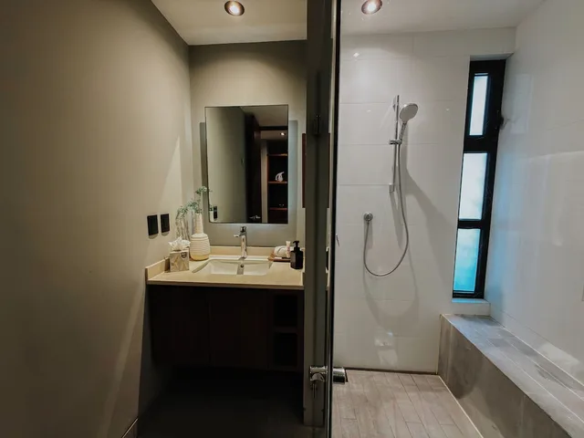 شقة عائلية بسريرين كينج مع أريكة، IT Boutique Hotel and Restaurant 3/4