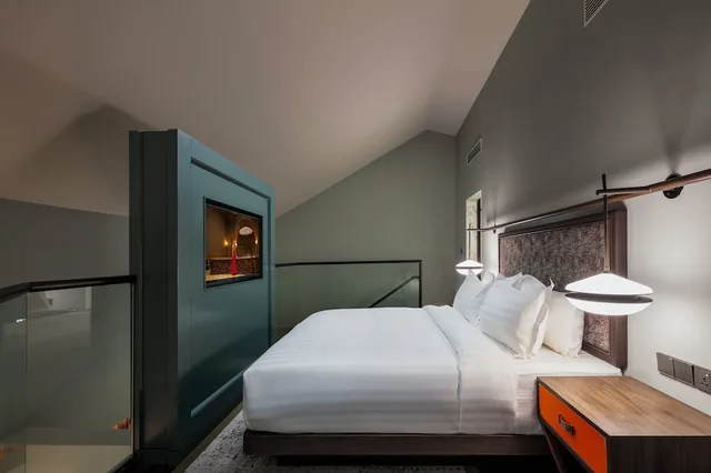 Heritage, Suite, King Bed، The George Penang by The Crest Collection 2/5