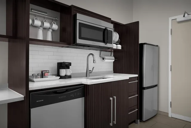 جناح استوديو بسرير كينج، Home2 Suites By Hilton Denver International Airport 7/7