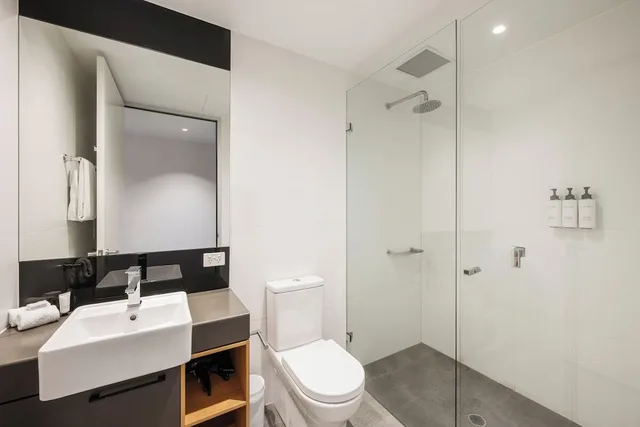 Studio, King Bed, QUEST PORT ADELAIDE 3/4