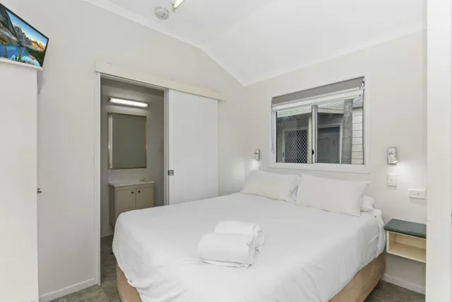 Studio, Cabin, Queen Bed، Discovery Parks - Townsville 1/2