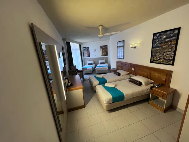 غرفة قياسية رباعية، Canifor Hotel 4/6
