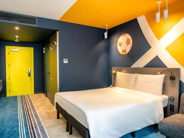 غرفة بريميوم مع أريكة، ibis Styles Batumi 3/9