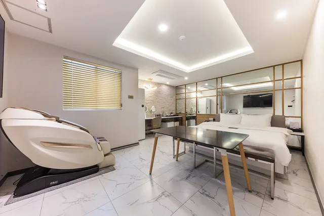 Vip, Prestige, King Bed، Hotel 24st Urban Brown Seosan Lake Park 8/9
