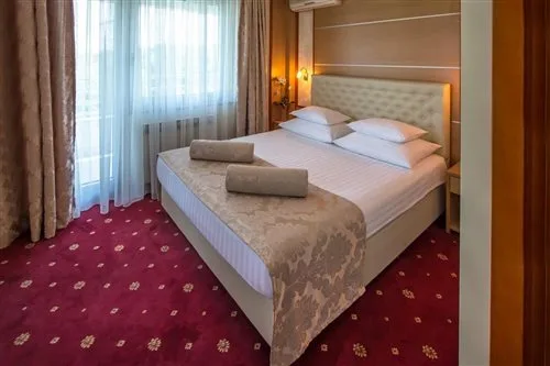 غرفة قياسية، Cezar Hotel 1/2