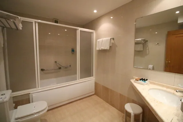 Senior, Double Bed, City View, Sofa، Nest Style Santiago 5/6
