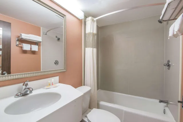 غرفة بسرير مزدوج لذوي الإعاقة، Vernon Motel 1/1