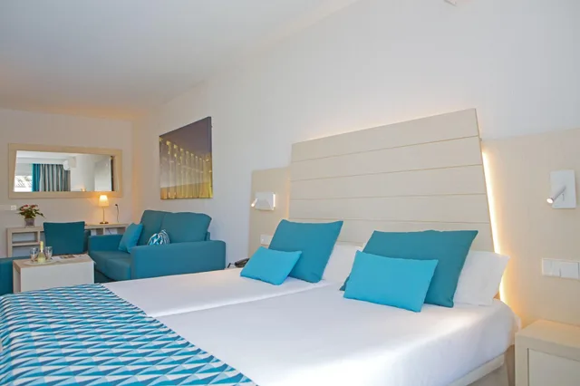 غرفة بسرير مزدوج، Hotel Luxor 2/4