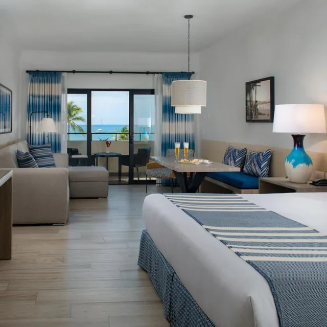 Junior Suite, Pueblo Bonito Mazatlan 6/10