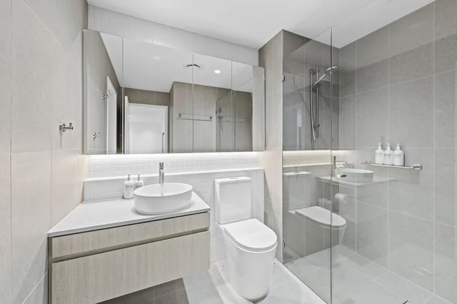 شقة بسرير كينج وسرير كوين بغرفتي نوم، Yves Mermaid Beach Apartments by CLLIX 1/1