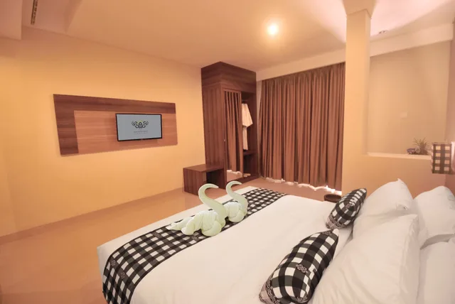 Lagoon, Deluxe, Double Bed, Pool Access، Grand Barong Resort 4/6