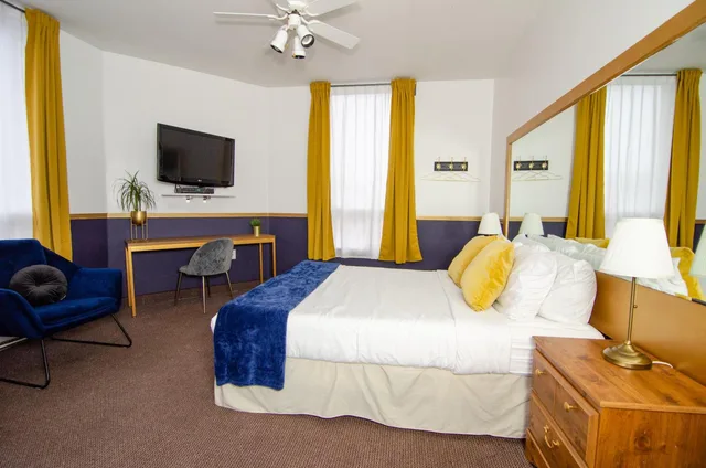 جناح بجاكوزي، Hotel Dorion 7/10