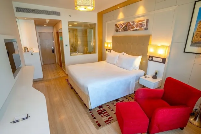 غرفة بزنس بسريرين منفصلين، Radisson Blu Pune Hinjawadi 5/10